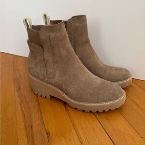 Dolce Vita Women's Huey Chelsea Boots